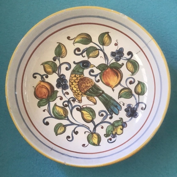 CERAMICA NOVA DERUTA serving bowl Made in Italy Hand painted and decals 3” X 11” - Picture 2 of 13
